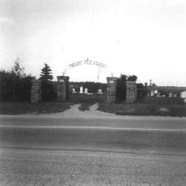 Mount Pleasant Cemetery Entrance Gate
