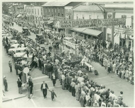 Bradford's Centennial - United Farms float