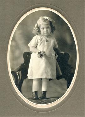 Elizabeth "Beryl" Smith as a Child