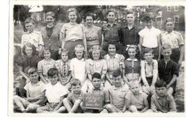 Bond Head School SS #5 Class Photo 1941