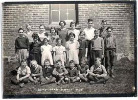 Bond Head School S.S #5 Class Photo 1938