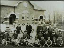 Newton Robinson School S.S #10, Class Photo 1929