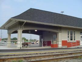 Entrance of Bradford GO Station