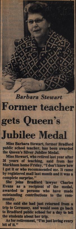 Former teacher gets Queen's Jubilee Medal